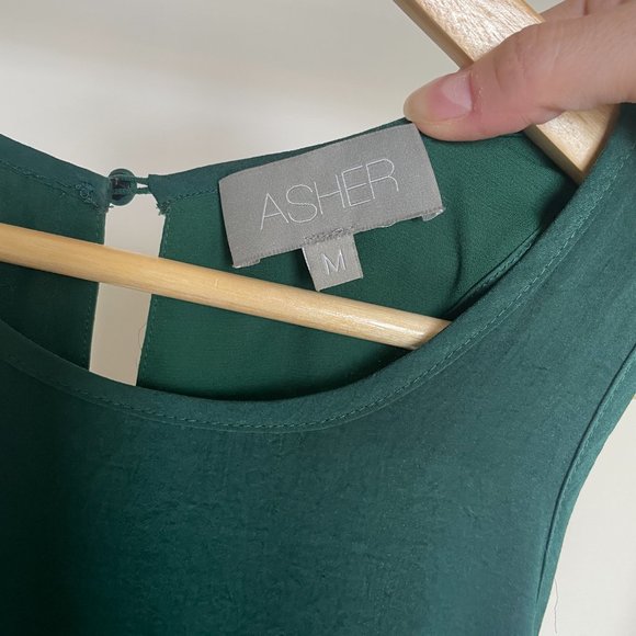 Hunter Green Hi-Low Satin Dress [Asher] - Picture 3 of 4